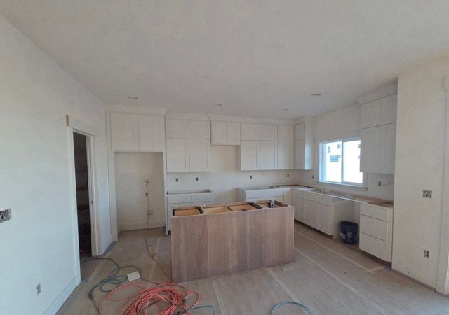 8622 N Molly St, Spokane, WA 99208