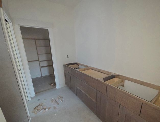 8622 N Molly St, Spokane, WA 99208