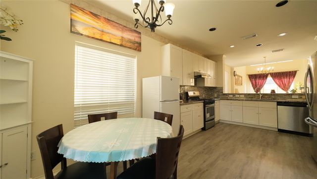 4111 Creek Ridge Lane, Missouri City, TX 77459