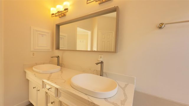 4111 Creek Ridge Lane, Missouri City, TX 77459