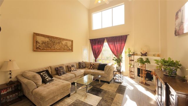 4111 Creek Ridge Lane, Missouri City, TX 77459