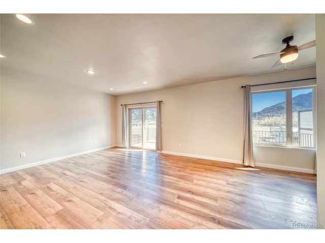 209 Summitview Ln, Poncha Springs, CO 81201