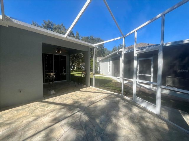 6040 SANDHILL RIDGE DRIVE, Lithia, FL 33547