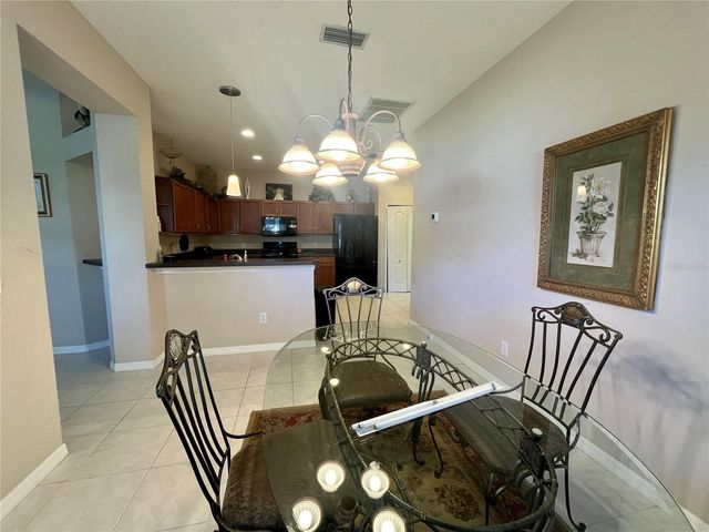 6040 SANDHILL RIDGE DRIVE, Lithia, FL 33547