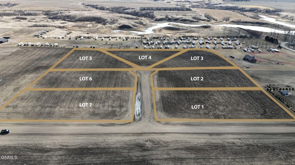 L3, Blk 4 Dakota Waters, Beulah, ND 58523 photo 2
