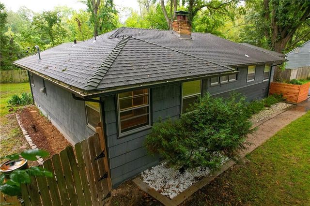 5414 NE Carmel Road, Kansas City, MO 64119