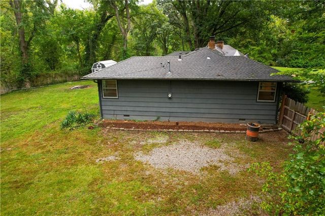5414 NE Carmel Road, Kansas City, MO 64119