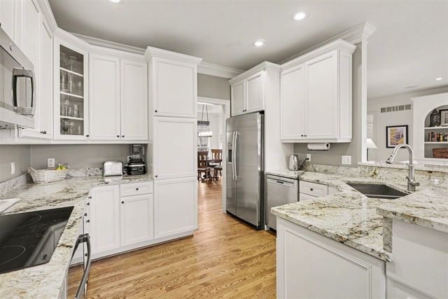 4943 Saint Andrews Court, Ann Arbor, MI 48108