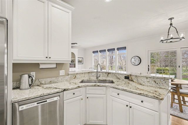 4943 Saint Andrews Court, Ann Arbor, MI 48108