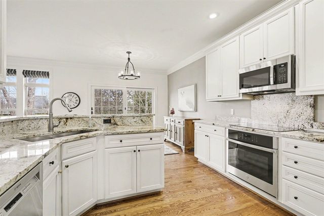 4943 Saint Andrews Court, Ann Arbor, MI 48108