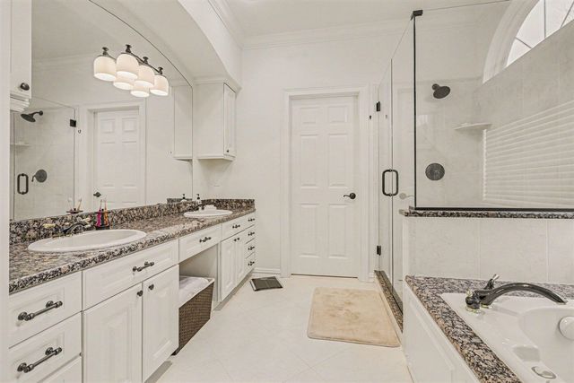 4943 Saint Andrews Court, Ann Arbor, MI 48108