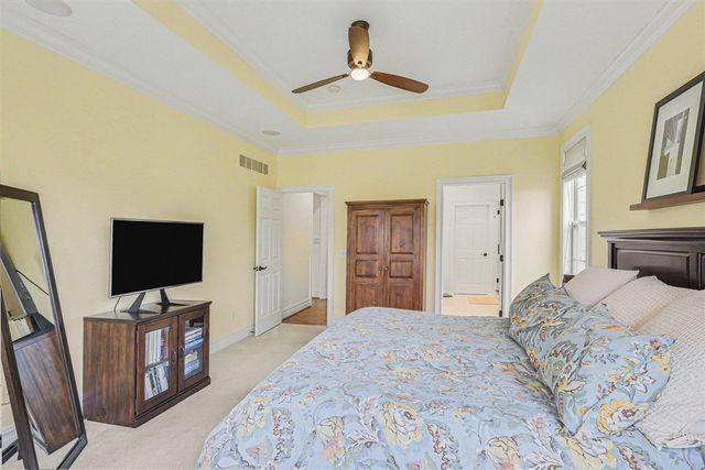 4943 Saint Andrews Court, Ann Arbor, MI 48108