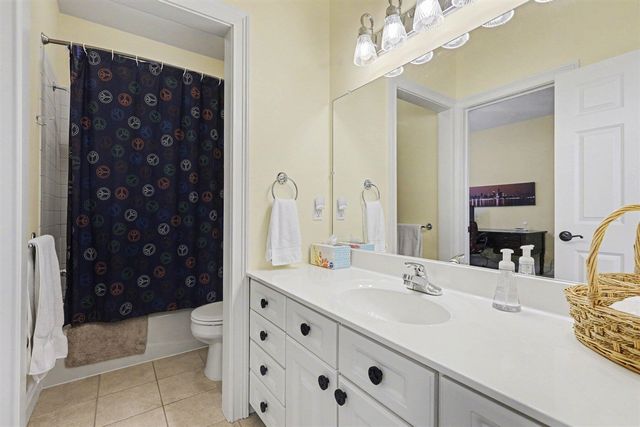 4943 Saint Andrews Court, Ann Arbor, MI 48108