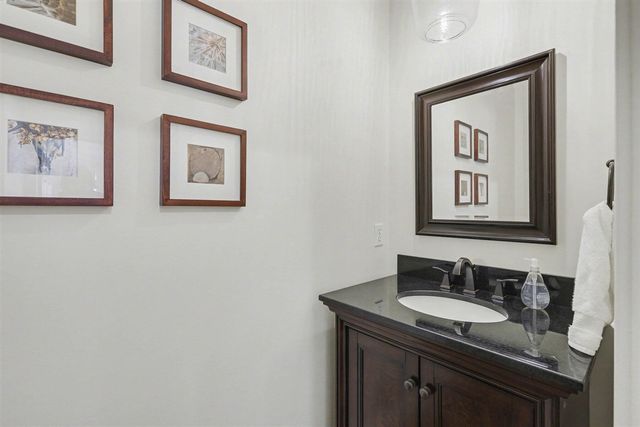 4943 Saint Andrews Court, Ann Arbor, MI 48108