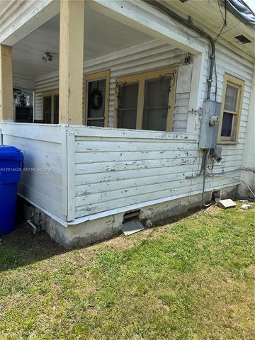 3566 Thomas Ave, Miami, FL 33133