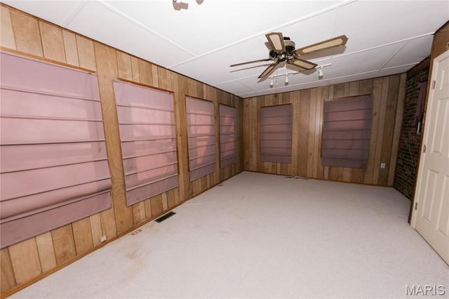 502 W Monroe Avenue, Owensville, MO 65066