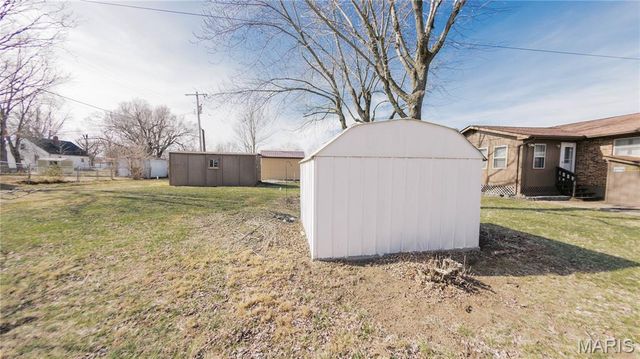 502 W Monroe Avenue, Owensville, MO 65066