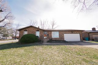 502 W Monroe Avenue, Owensville, MO 65066