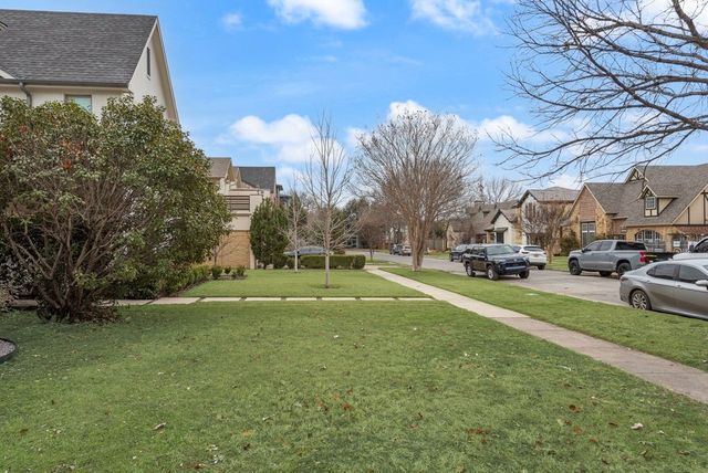 3728 W Beverly Drive W, Dallas, TX 75209