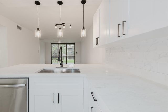 7579 NW 79th ave 205, Tamarac, FL 33321