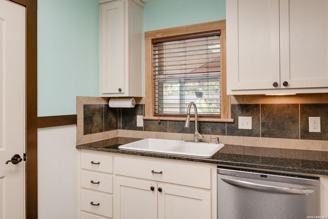 806 Barbara, San Marcos, TX 78666