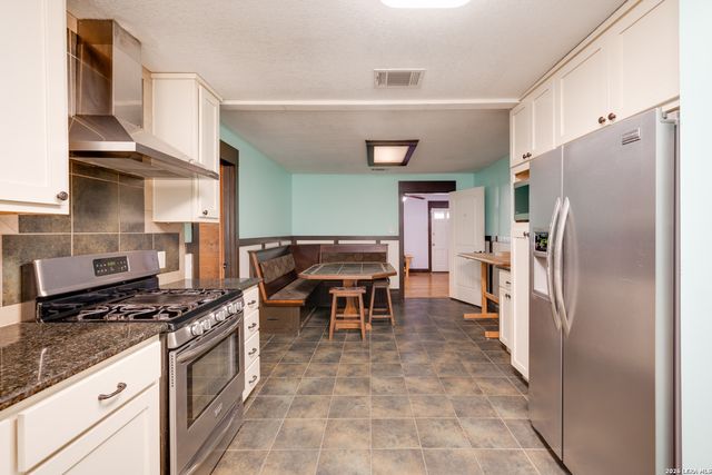 806 Barbara, San Marcos, TX 78666