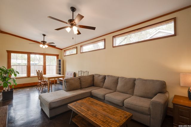 806 Barbara, San Marcos, TX 78666