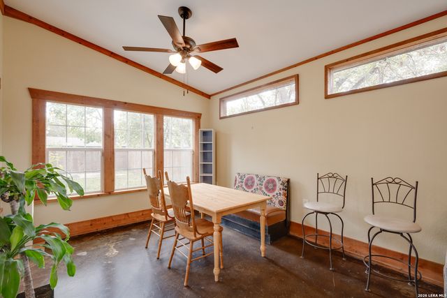 806 Barbara, San Marcos, TX 78666