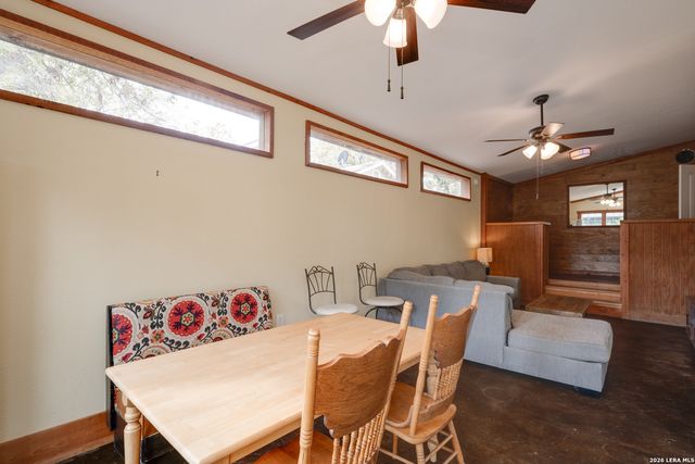 806 Barbara, San Marcos, TX 78666