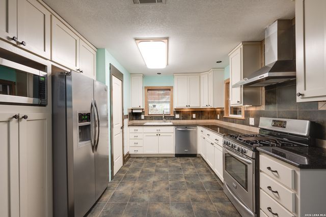 806 Barbara, San Marcos, TX 78666