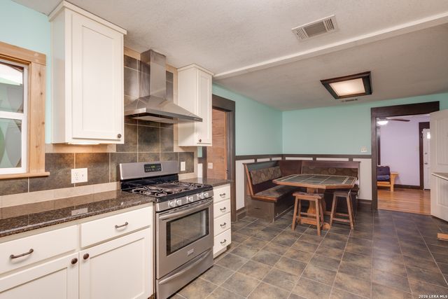806 Barbara, San Marcos, TX 78666