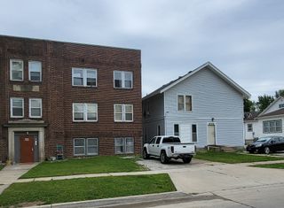 606 & 610 N Buxton Street, Indianola, IA 50021