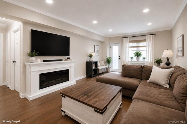 55 Monroe Boulevard 5R, Long Beach, NY 11561