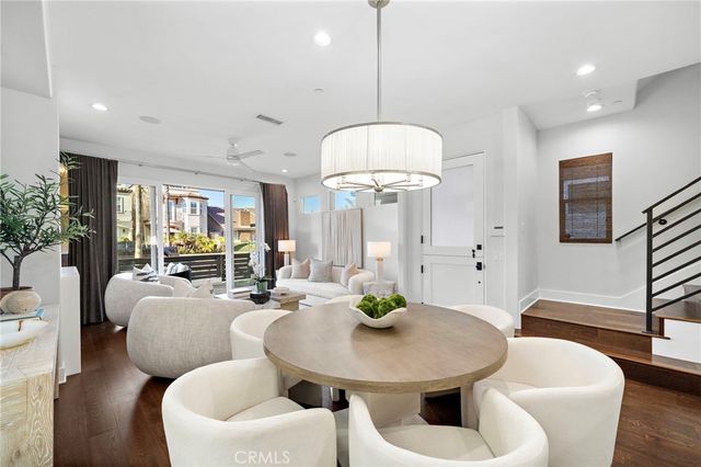 520 13th, Huntington Beach, CA 92648