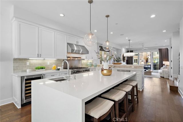 520 13th, Huntington Beach, CA 92648