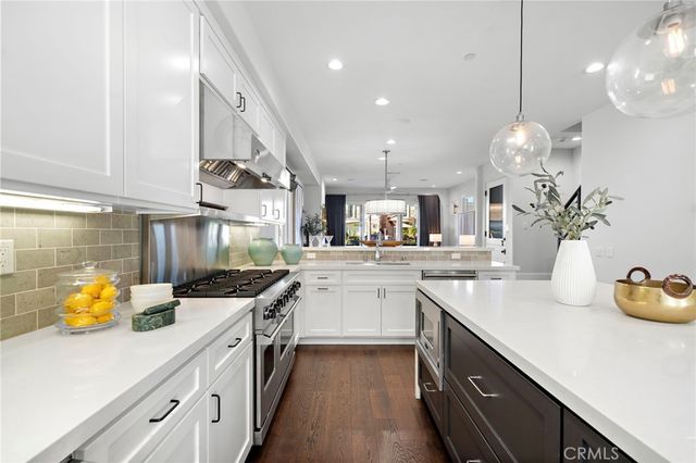 520 13th, Huntington Beach, CA 92648