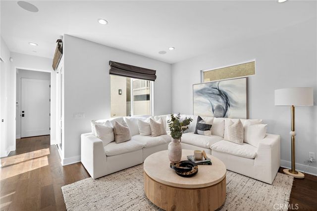 520 13th, Huntington Beach, CA 92648