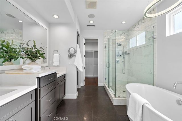 520 13th, Huntington Beach, CA 92648