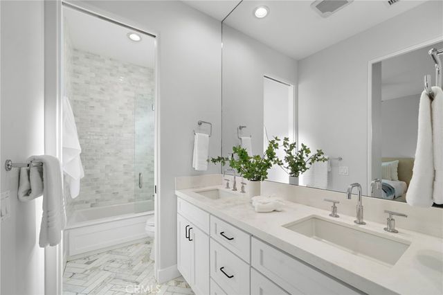 520 13th, Huntington Beach, CA 92648