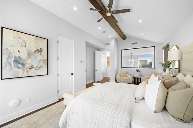 520 13th, Huntington Beach, CA 92648