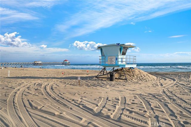 520 13th, Huntington Beach, CA 92648