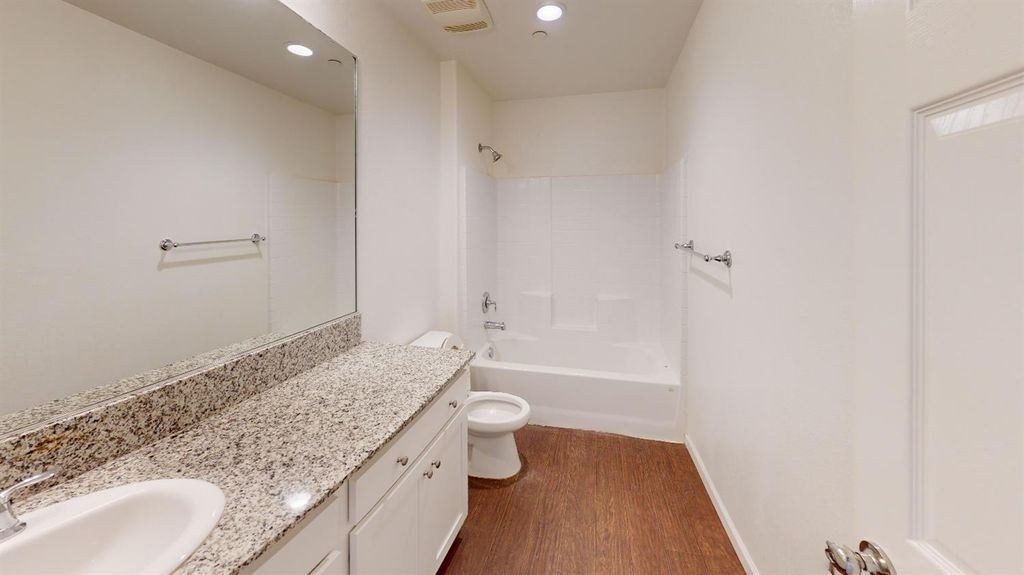 Image 23 of property listing at 4826 N Casey Avenue, Fresno, CA 93723