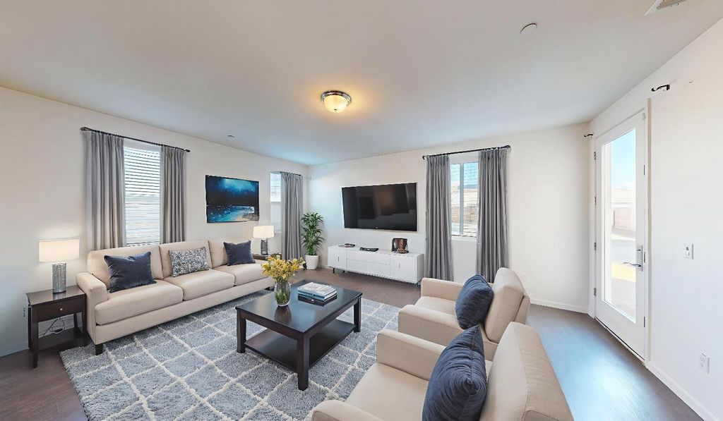 Image 7 of property listing at 4826 N Casey Avenue, Fresno, CA 93723