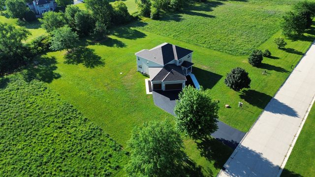 7304 Briar Drive, Spring Grove, IL 60081