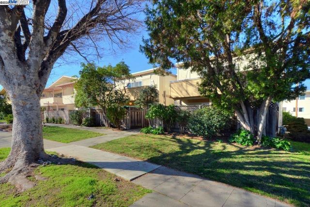 1577 Maurice Ln, San Jose, CA 95129