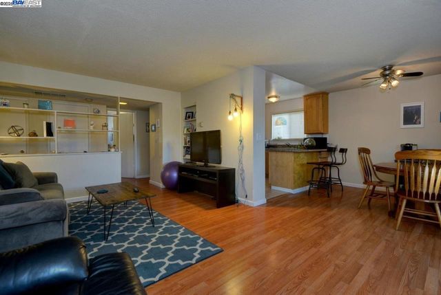 1577 Maurice Ln, San Jose, CA 95129