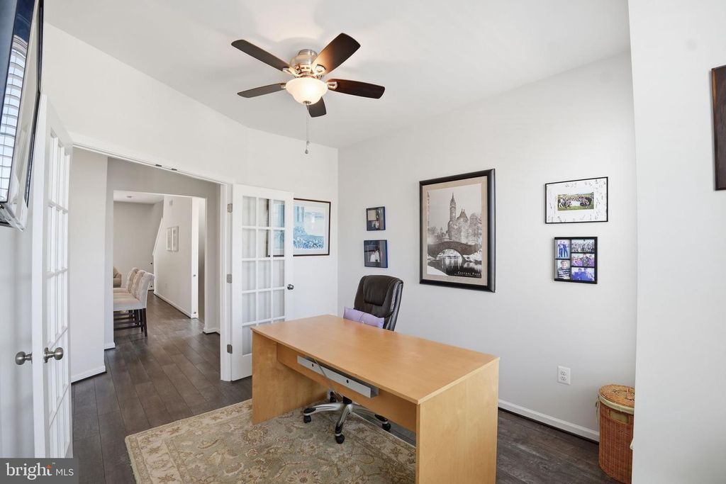 Image 17 of property listing at 16114 COOLIDGE AVE, Olney, MD 20906