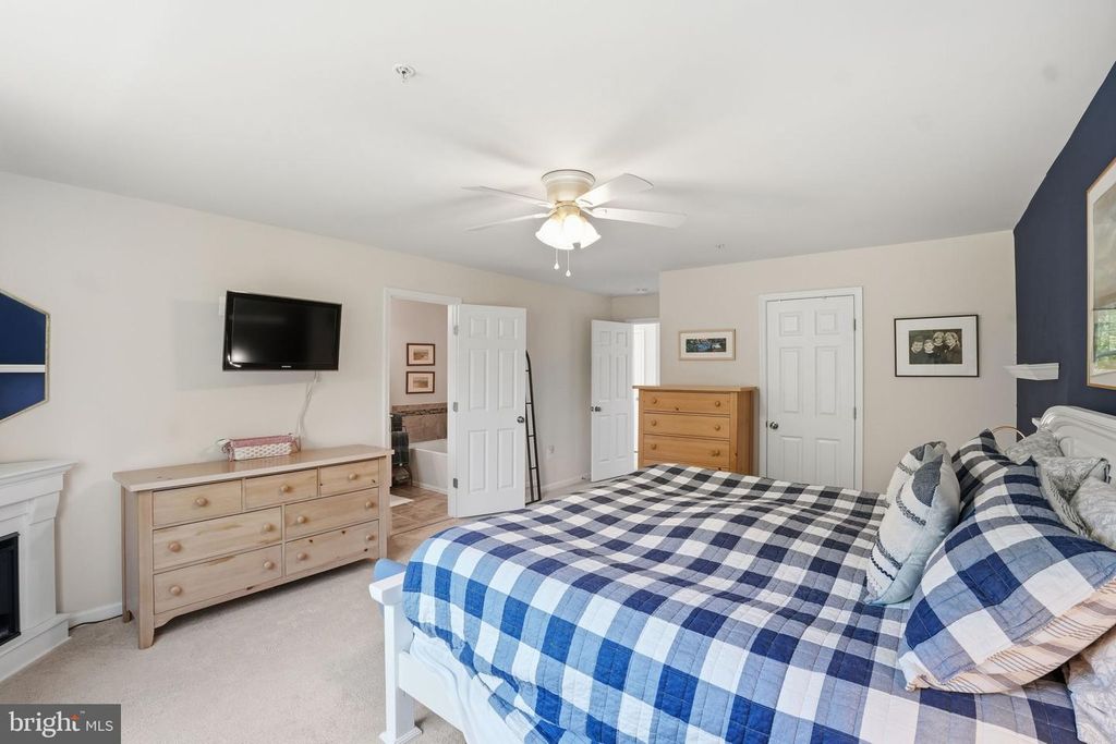 Image 20 of property listing at 16114 COOLIDGE AVE, Olney, MD 20906