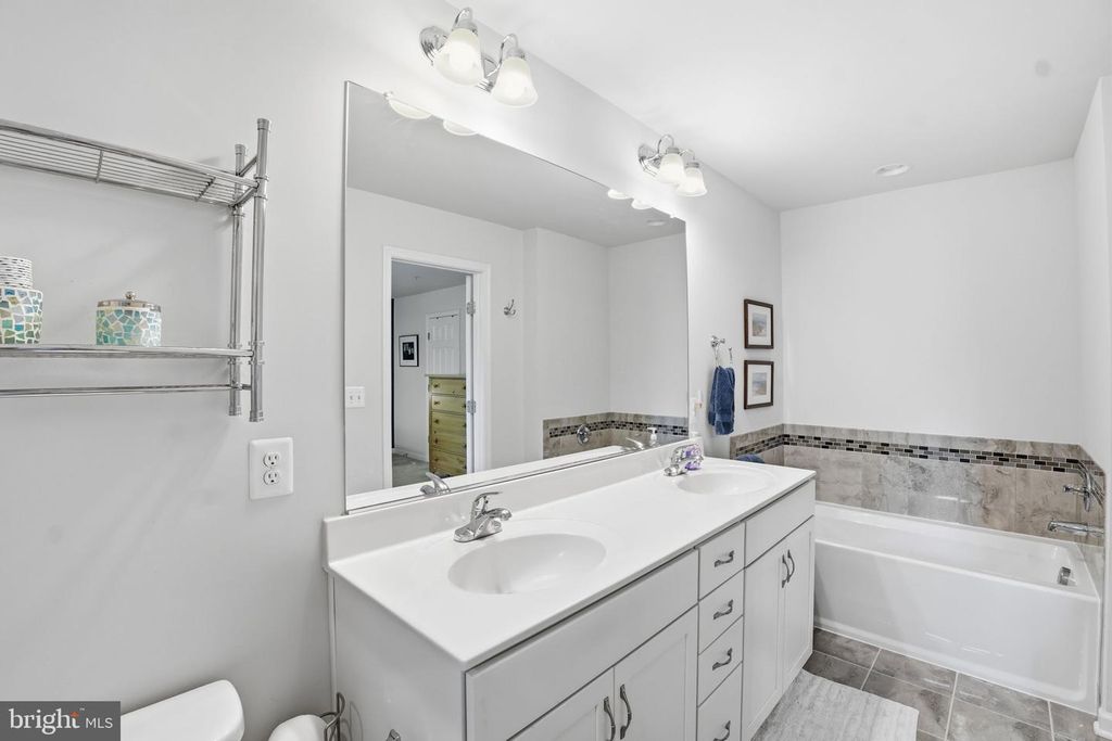 Image 23 of property listing at 16114 COOLIDGE AVE, Olney, MD 20906