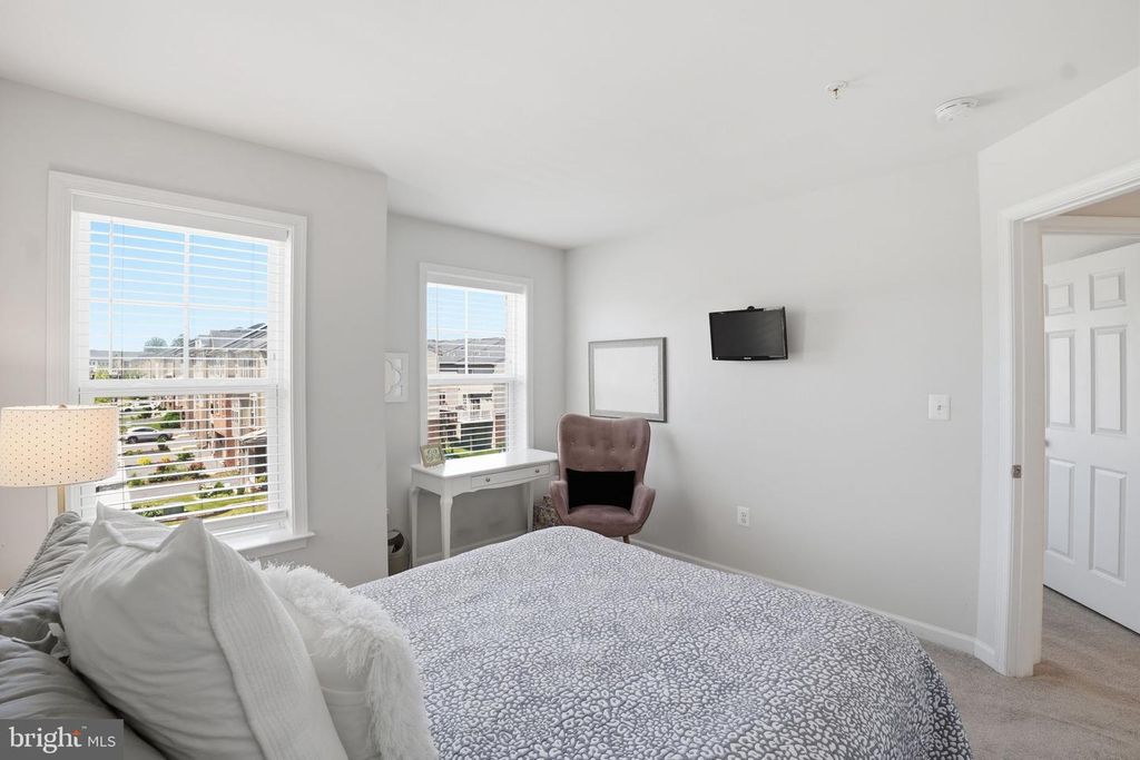 Image 25 of property listing at 16114 COOLIDGE AVE, Olney, MD 20906